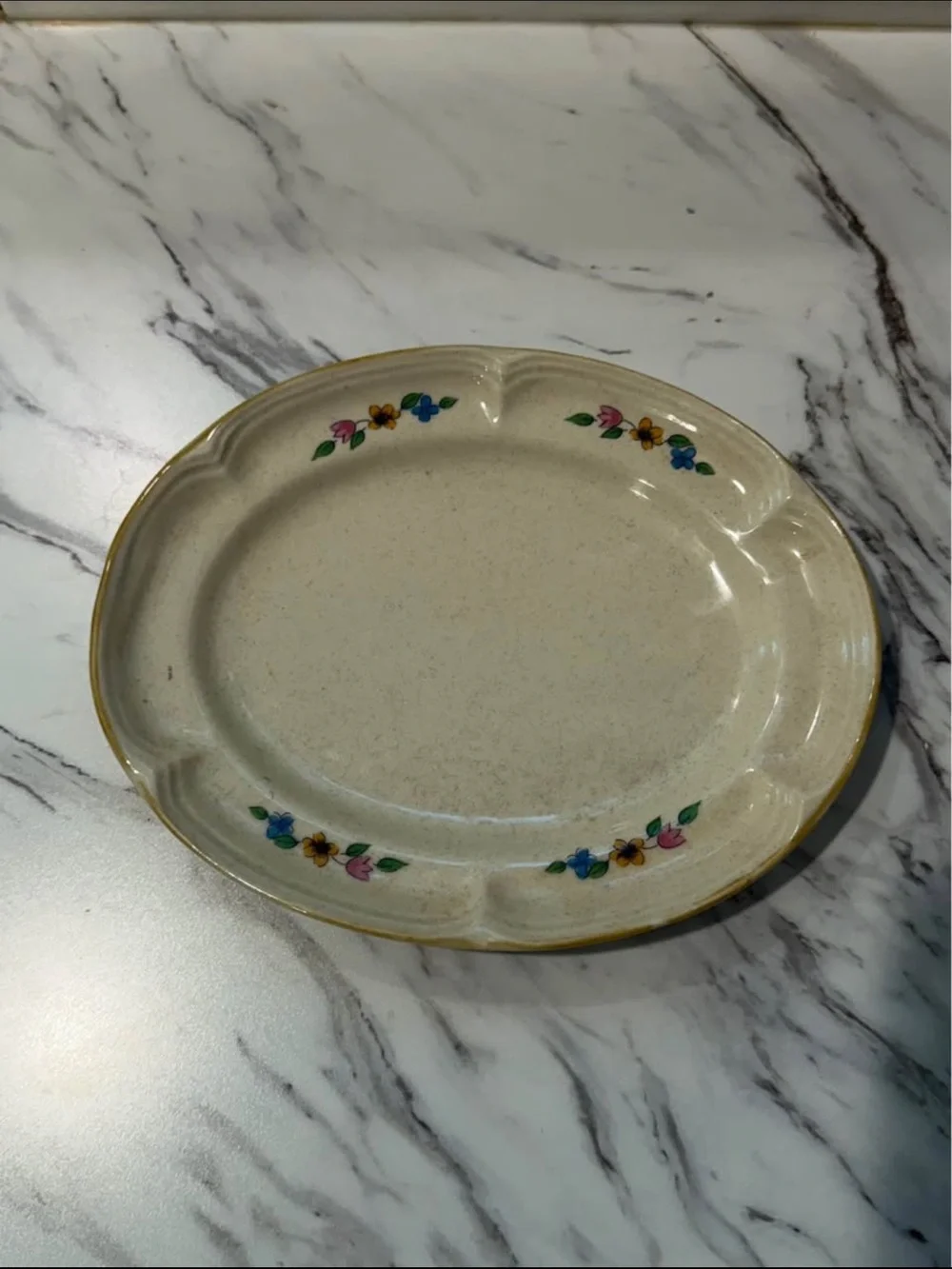Heartland by INTERNATIONAL Gravy Boat & Underplate/Relish